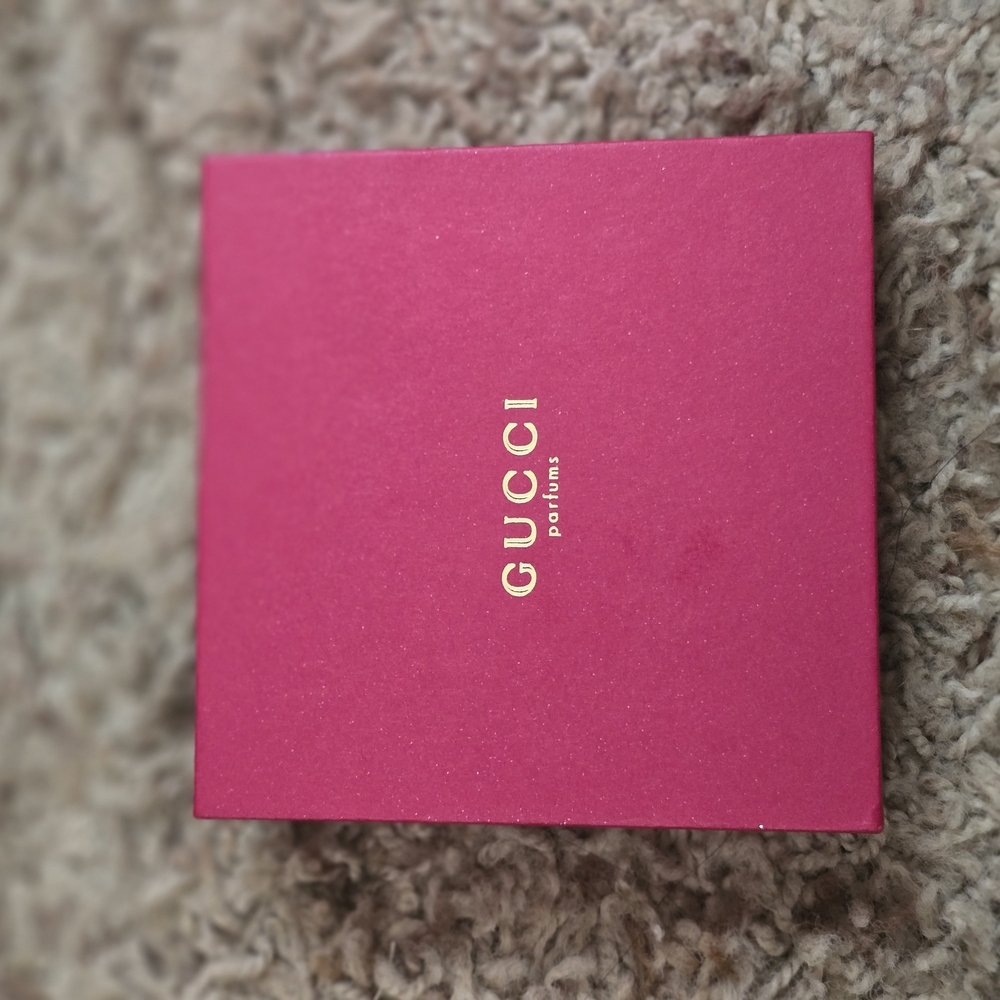Gucci Gold Compact Mirror - Picture 6 of 6